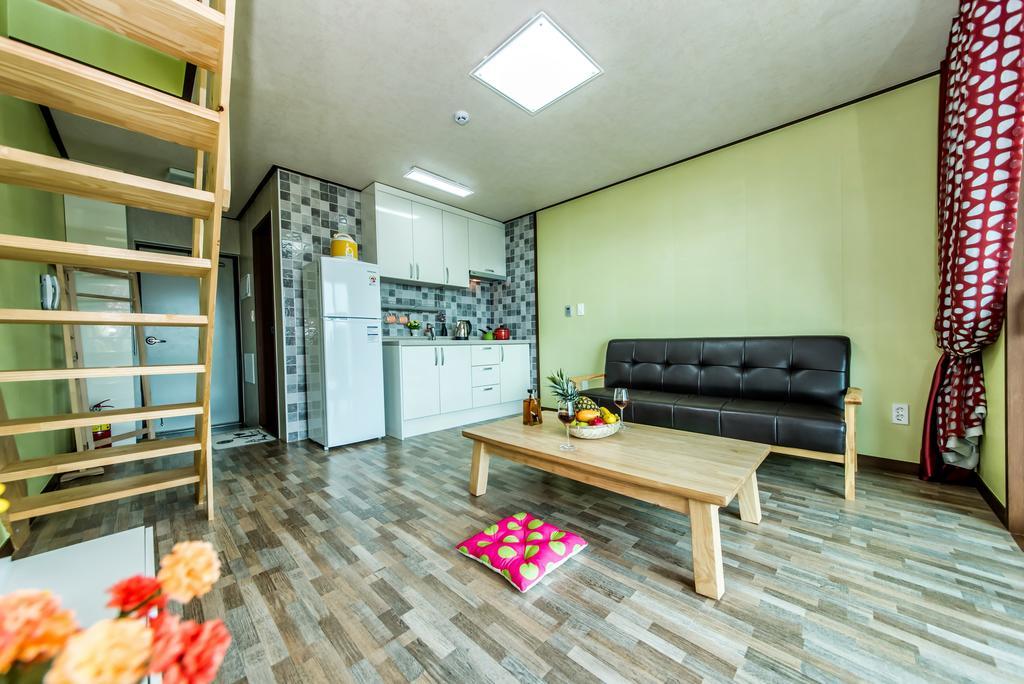 Villa Soborok Yoborok Seogwipo Zimmer foto